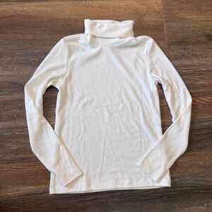 Uniqlo White Turtleneck Sweater